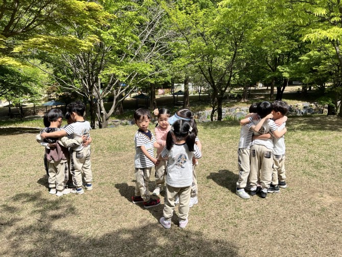 둥글게 둥글게2